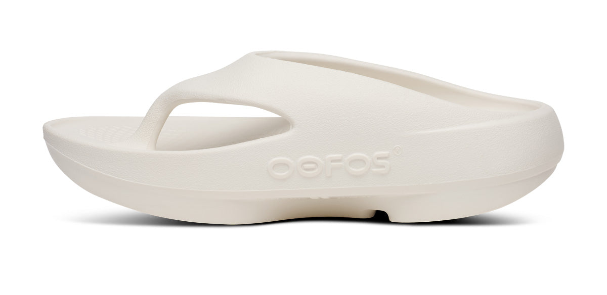 Oofos Women's Sandal Chalk