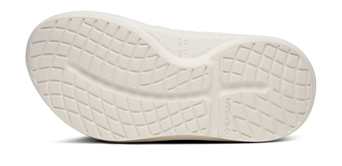Oofos Women's Sandal Chalk