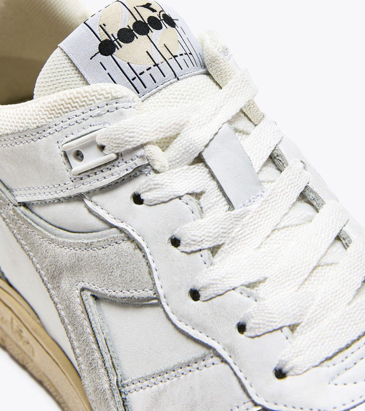 Diadora B.560 Used White
