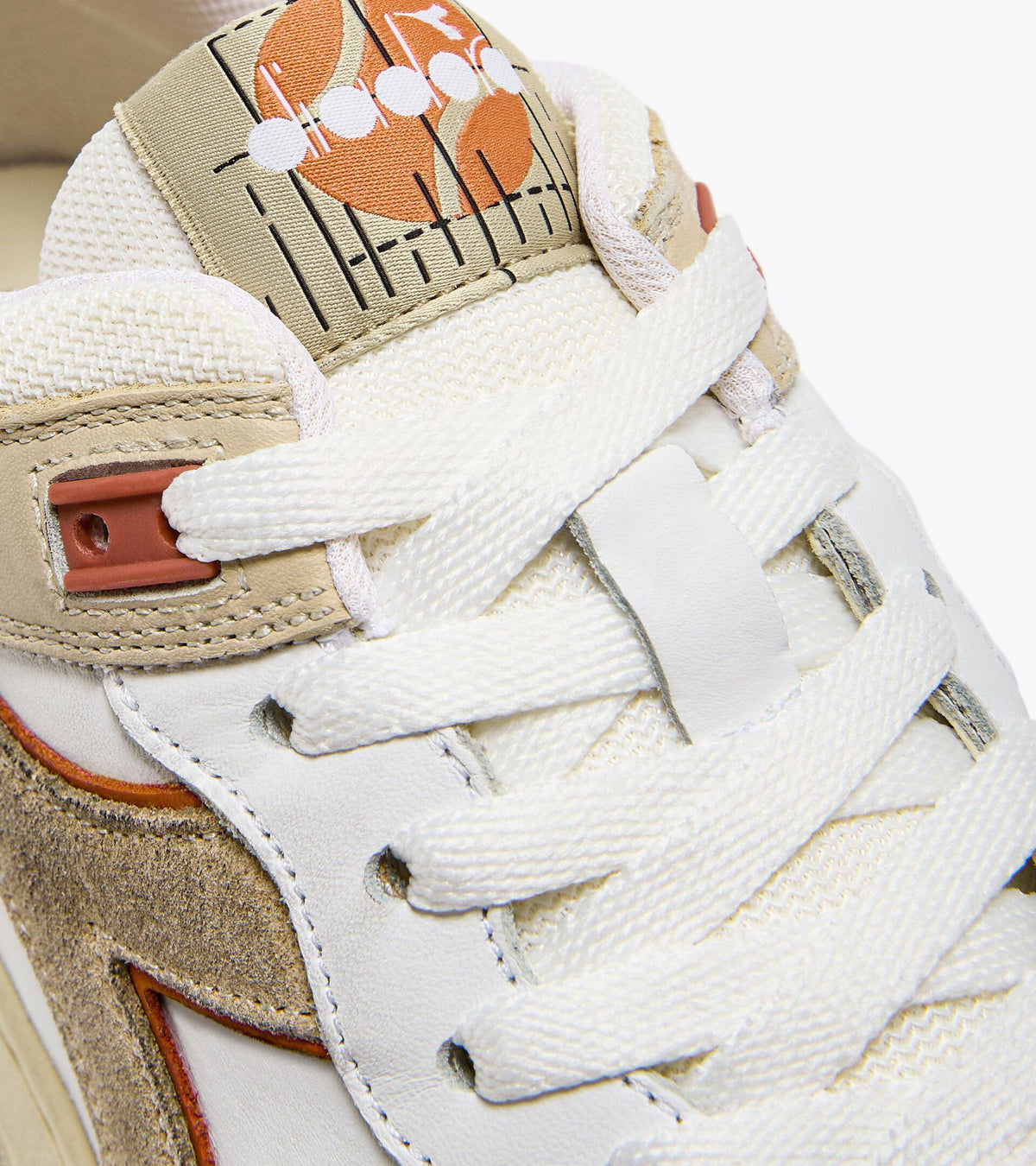 Diadora B.560 Used Beige Bleached