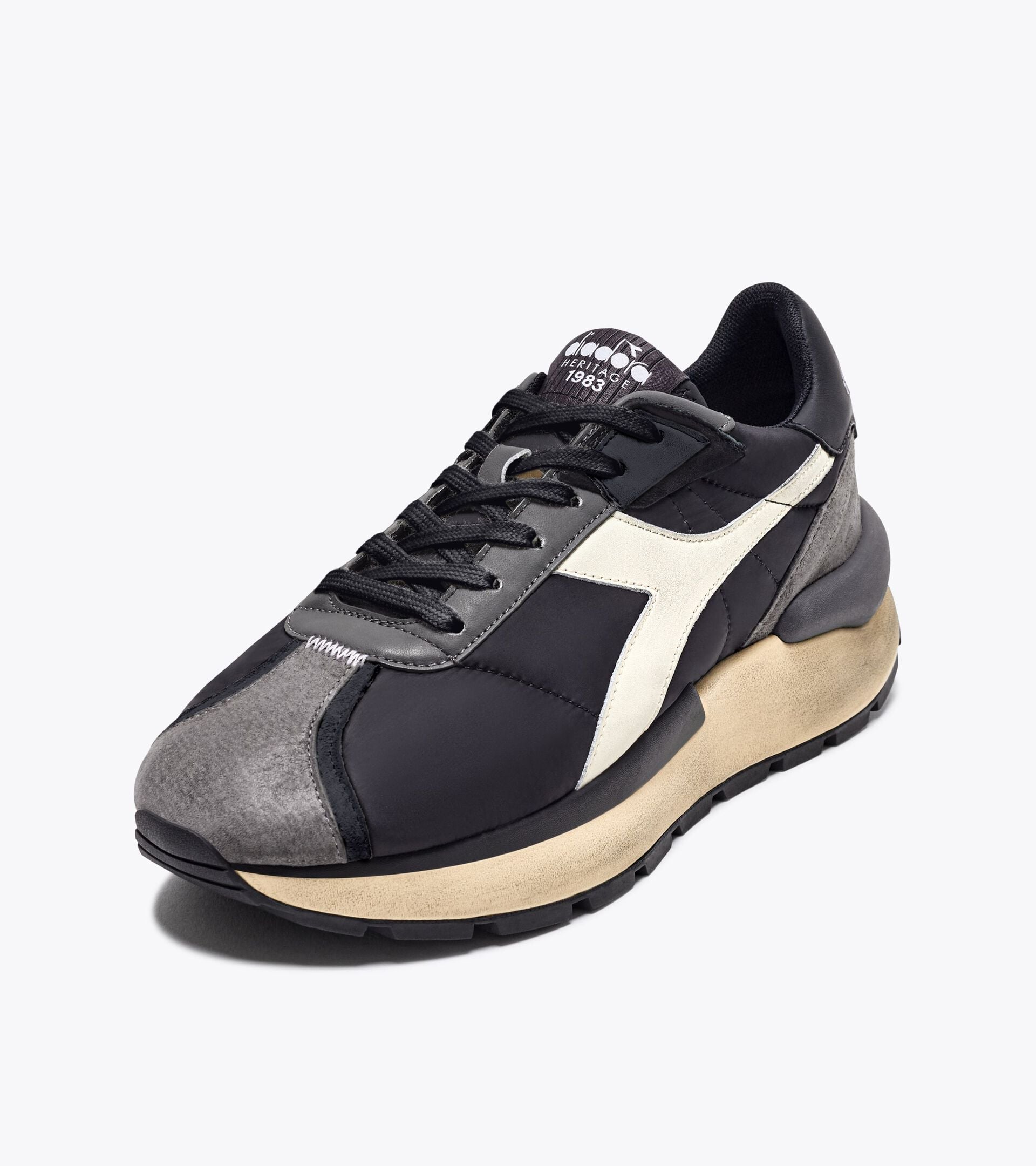 Diadora Mercury Elite Black/White Pristine