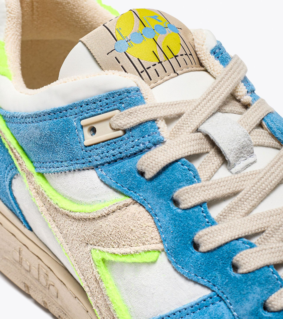 Diadora B.560 Used Aa Italia White/Bonnie Blue