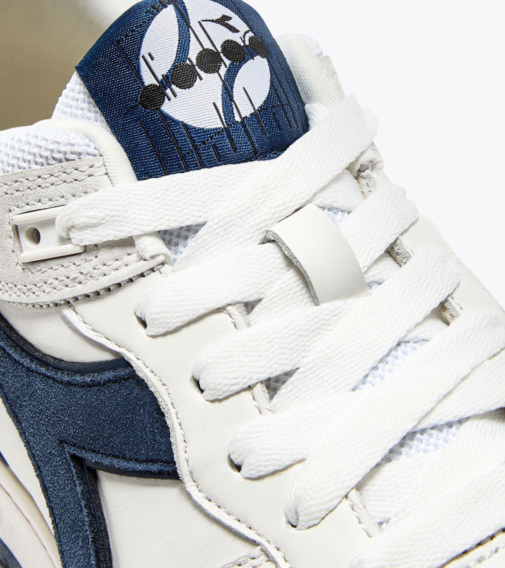 Diadora B.560 Used White/Majolica Blue