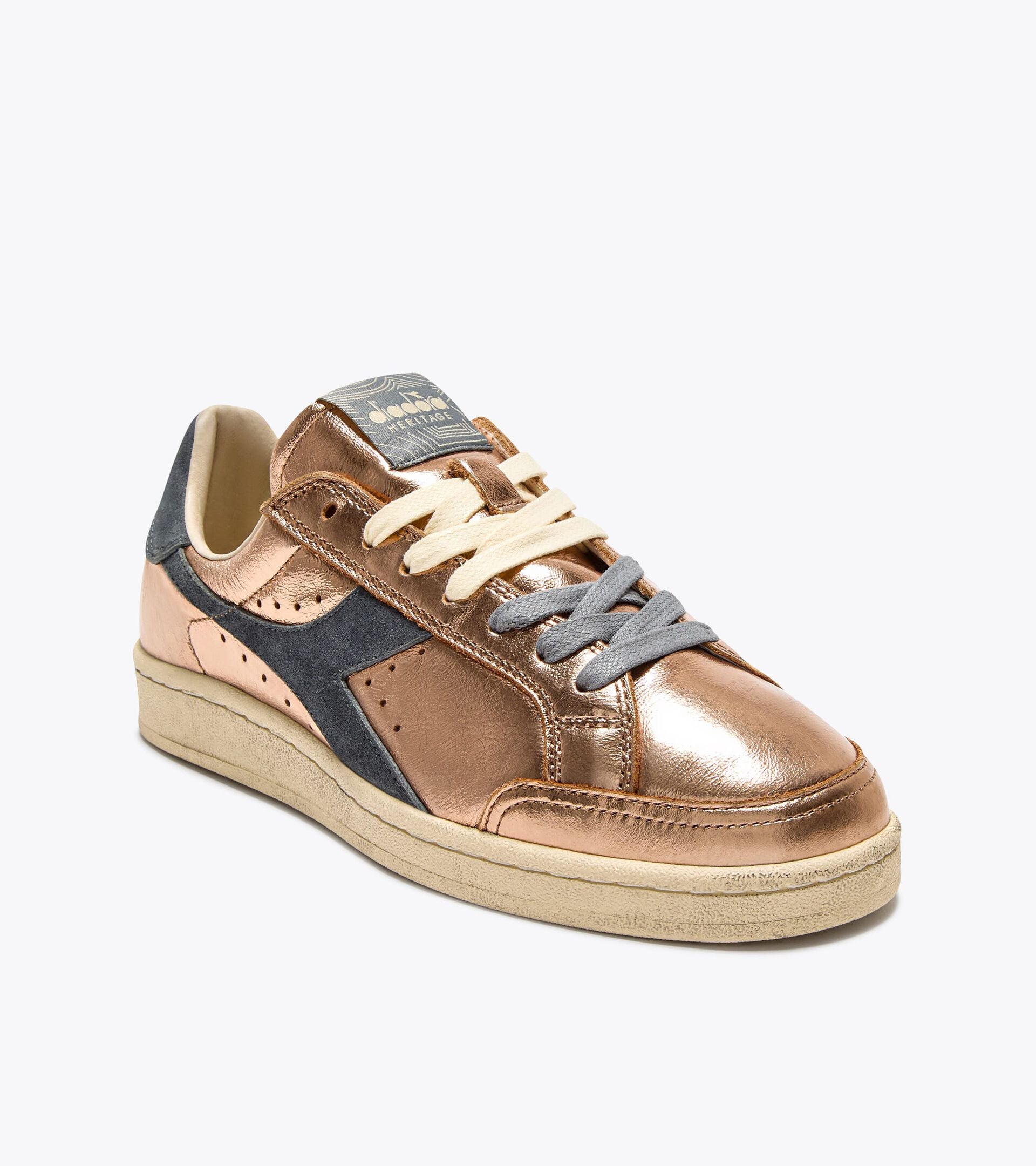 Diadora Prestige Metal Used Almost Apricot