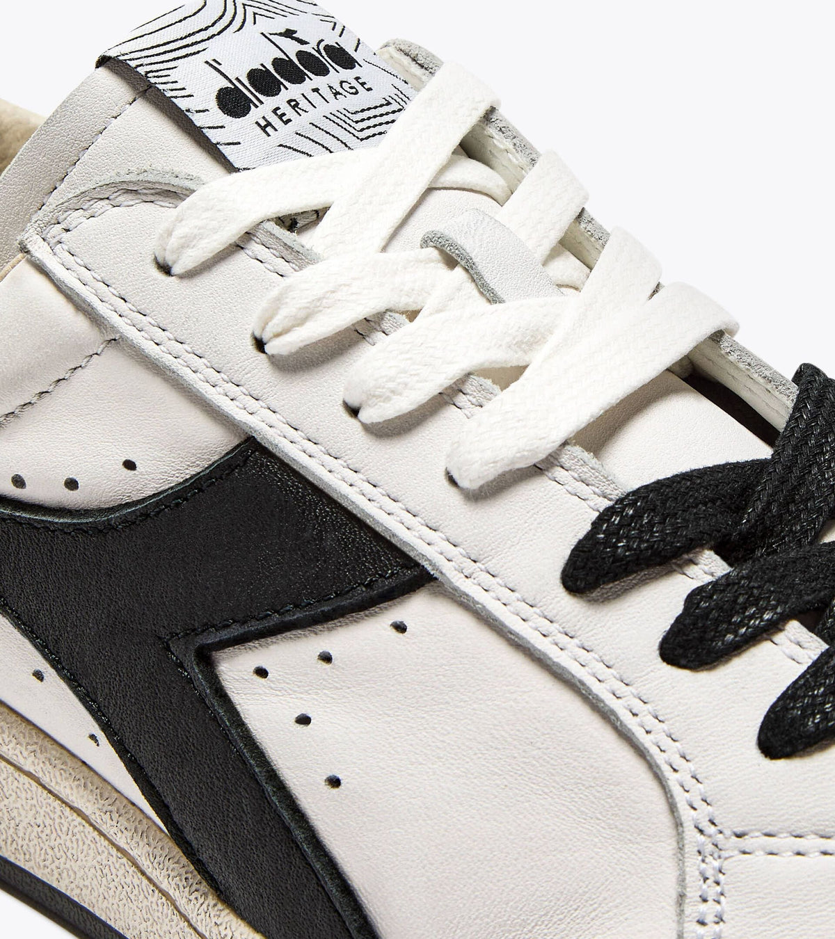 Diadora Prestige Used White/Black