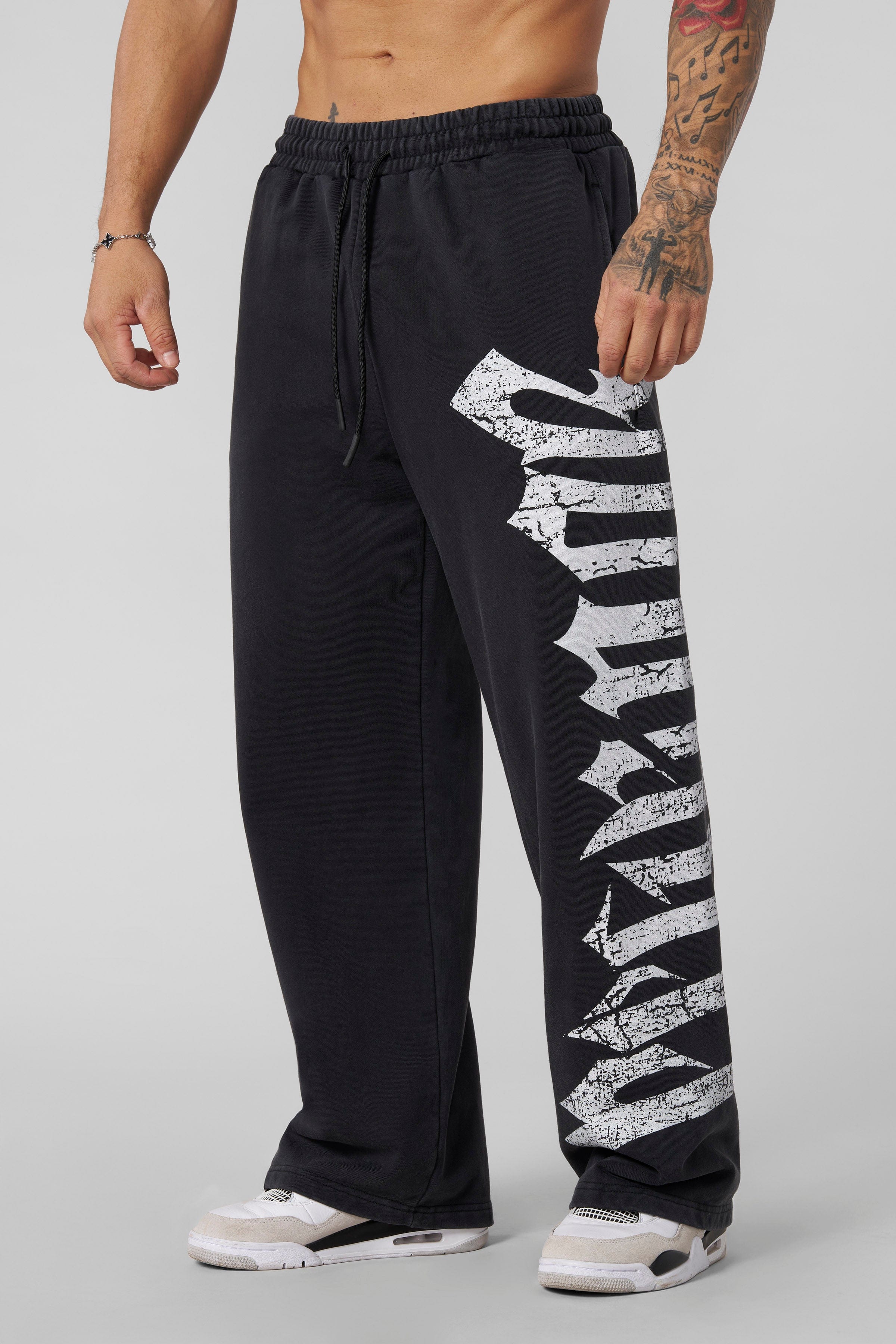 YoungLA 2016 - Revenge Joggers Black Wash