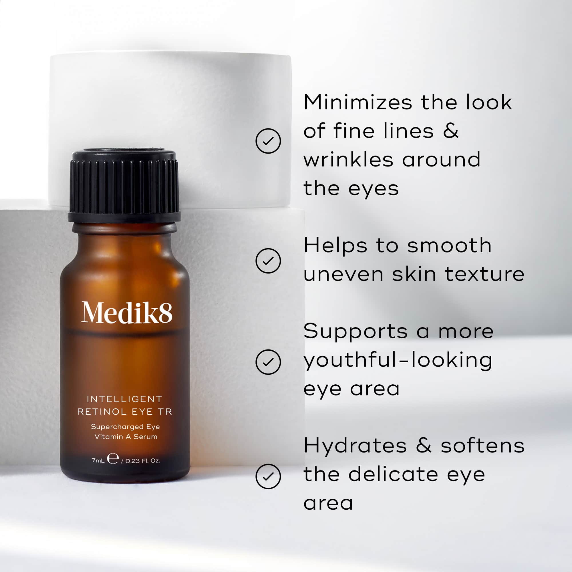Medik8 Intelligent Retinol Eye Tr