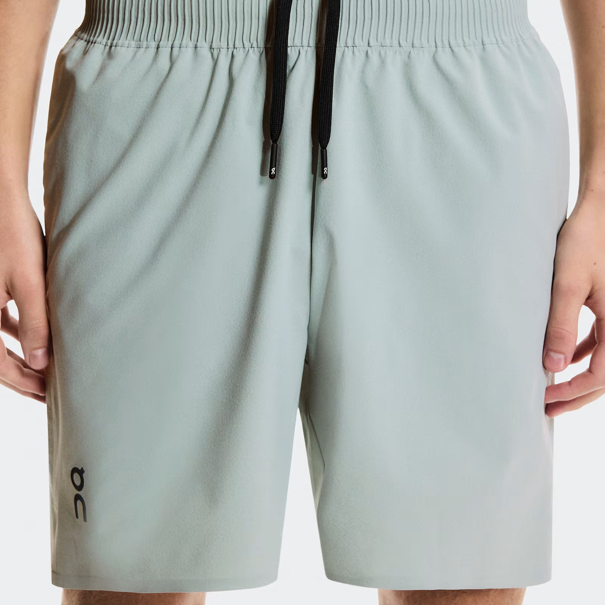 On Focus Shorts Mineral