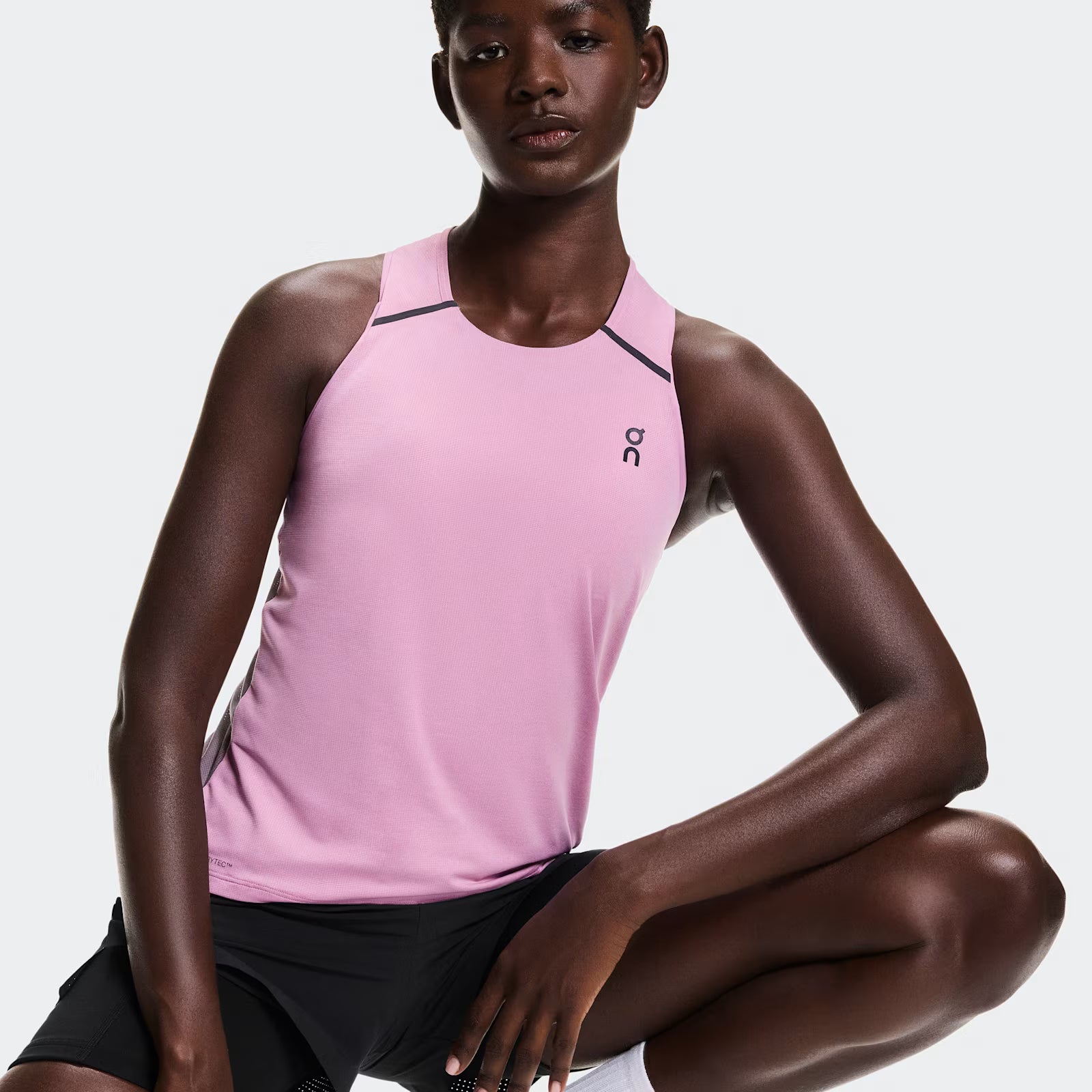 On Performance Tank Sakura | Dewberry (Women'S)