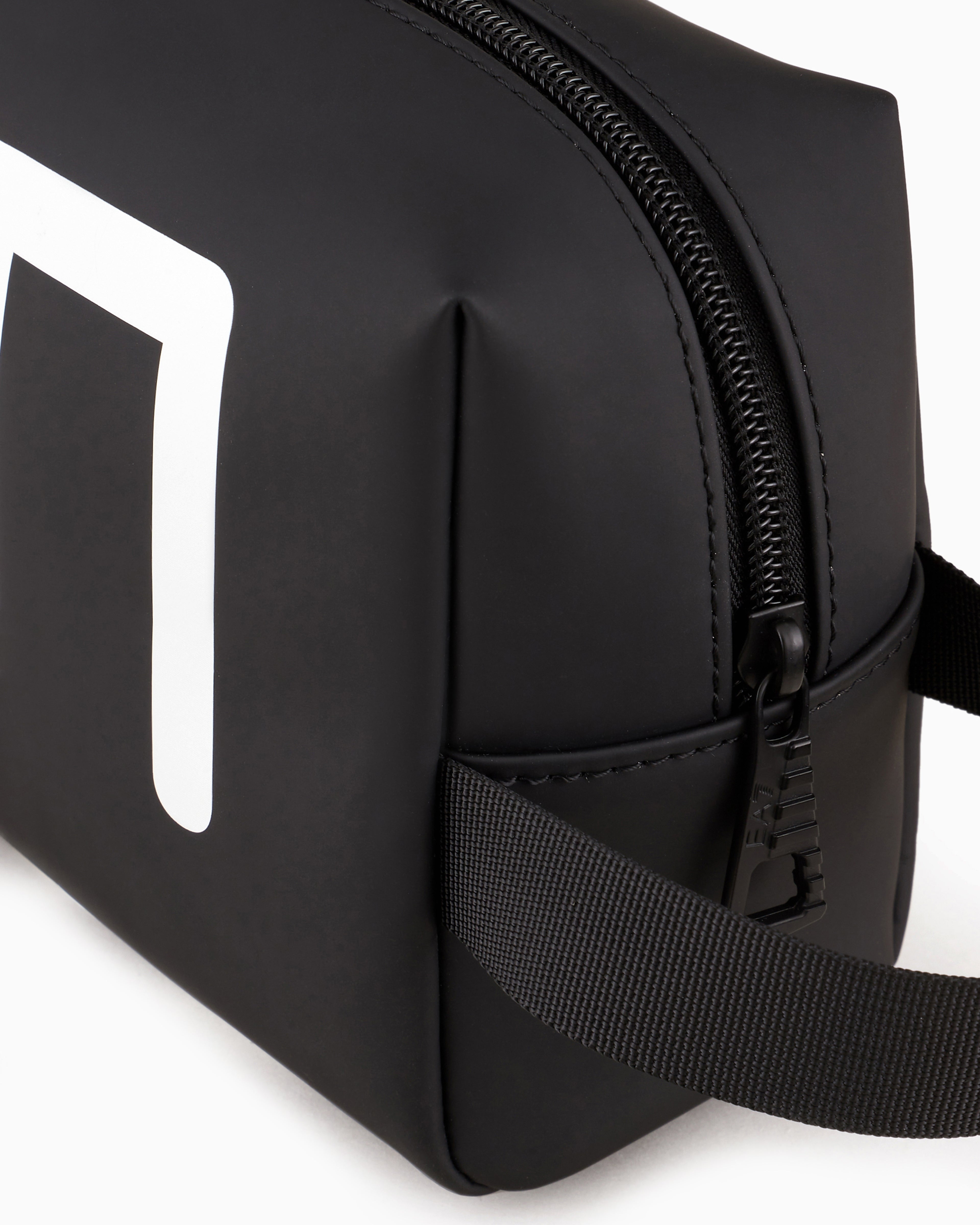 EA7 Washbag with oversized logo
