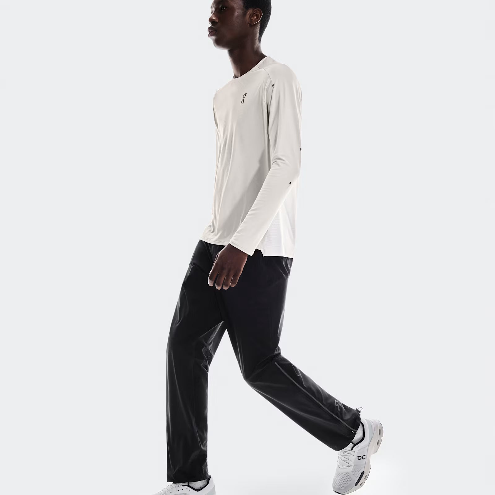 On Track Pants Black