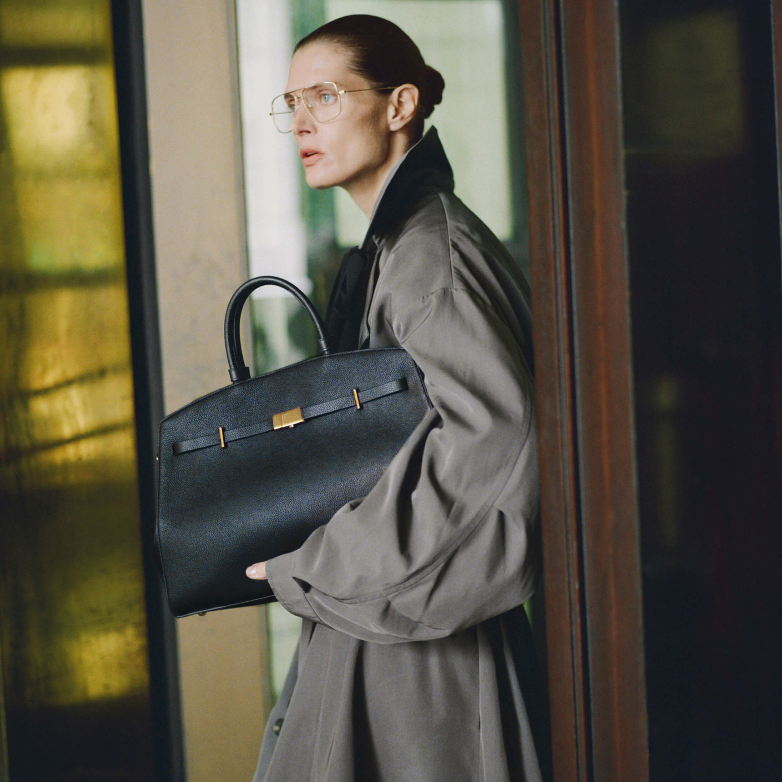 DeMellier The Hudson black small grain