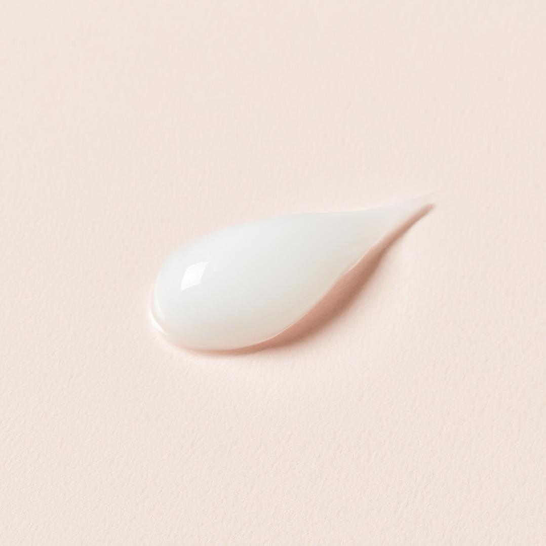 Hanskin Hyaluron Moisture Cream
