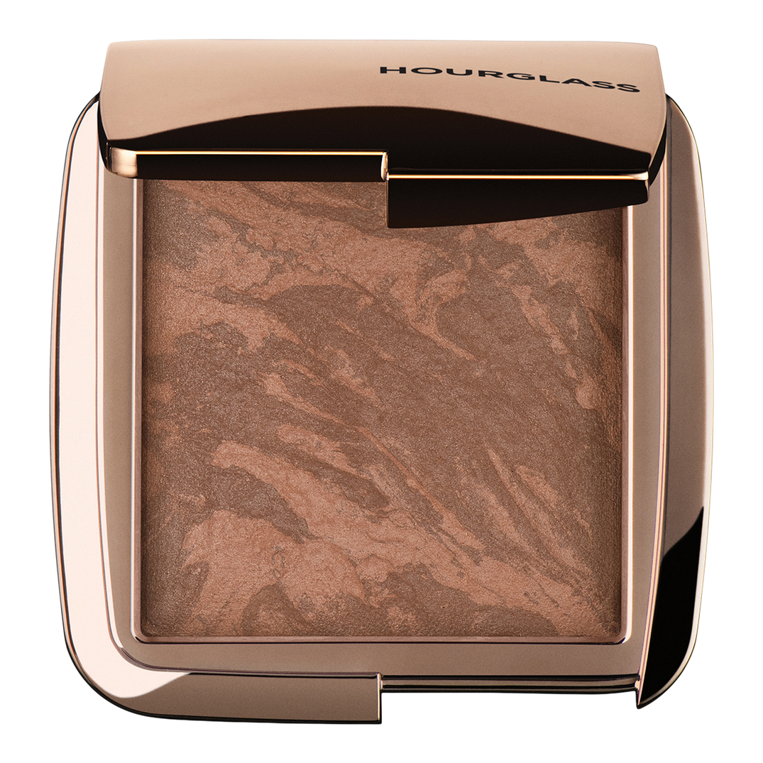 Hourglass Ambient Lighting Bronzer, sole