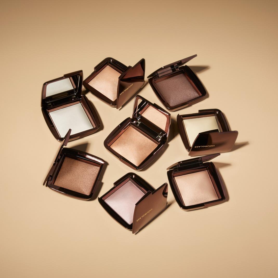 HOURGLASS Ambient Lighting Powder, detail 5