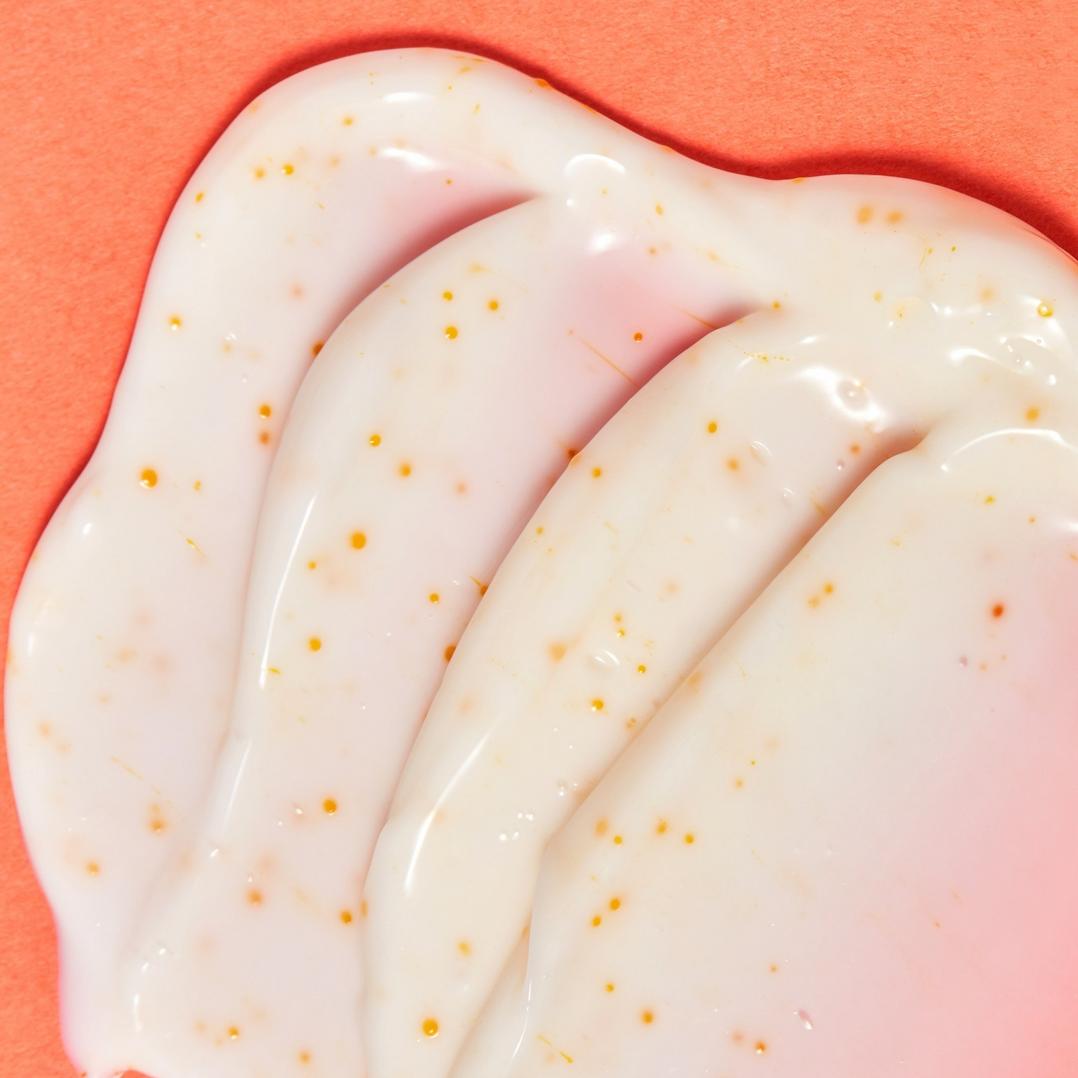 Hanskin Vitamin C Glow Capsule Lotion