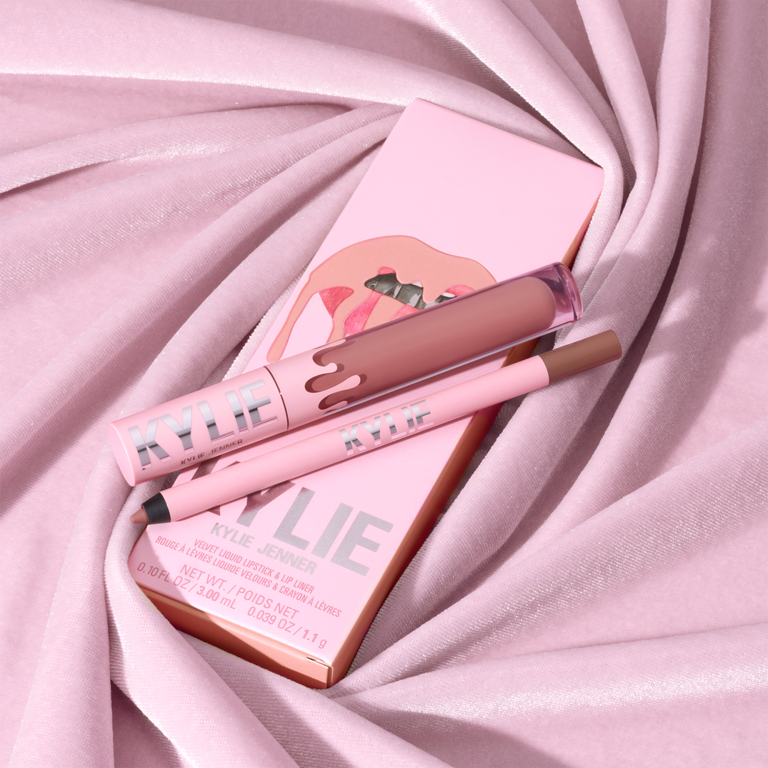 KYLIE COSMETICS Velvet Lip Kit