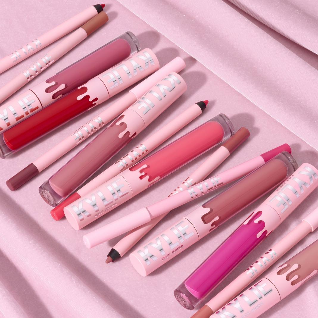 KYLIE COSMETICS Velvet Lip Kit