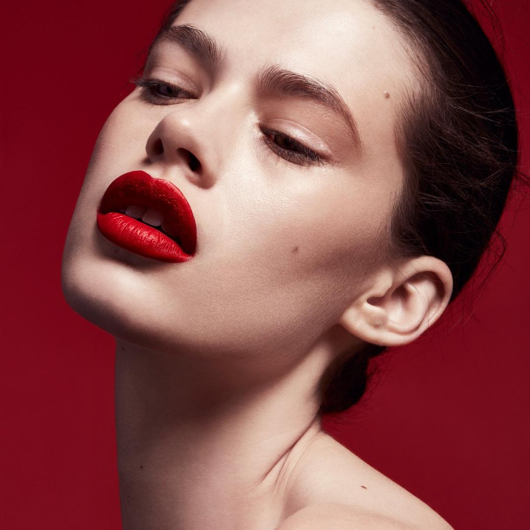 FENTY BEAUTY by Rihanna Stunna Lip Paint Longwear Fluid Lip Color
