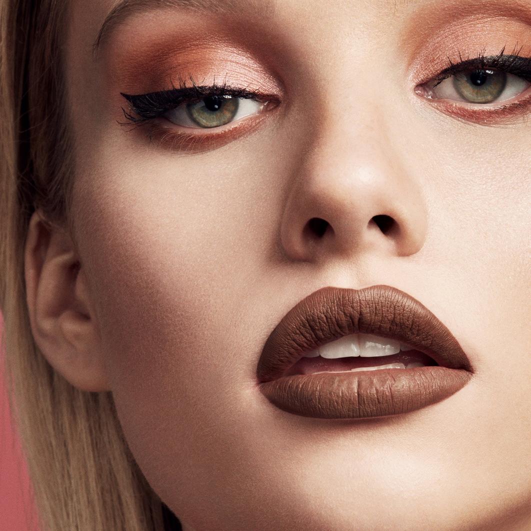 FENTY BEAUTY by Rihanna Stunna Lip Paint Longwear Fluid Lip Color