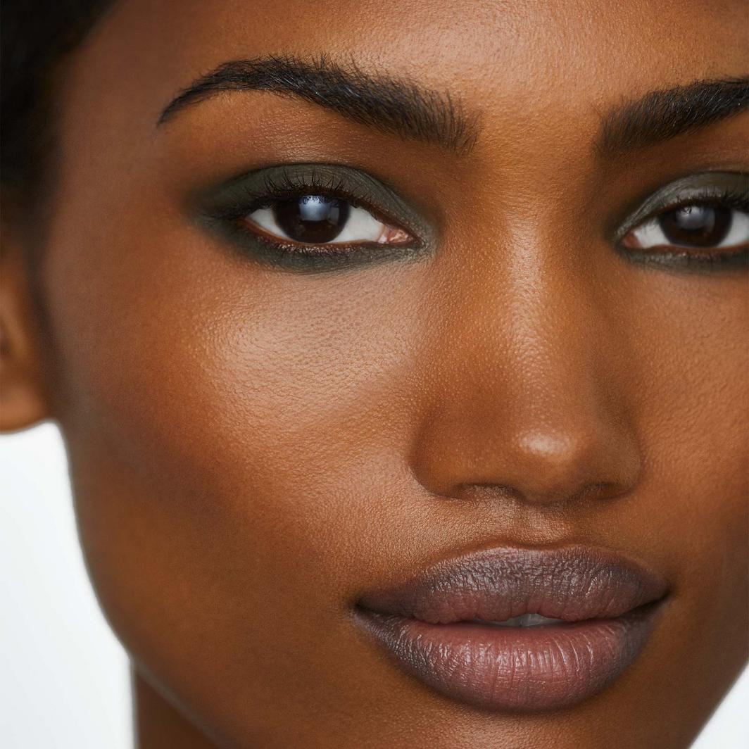 HOURGLASS Voyeur Waterproof Gel Eyeliner