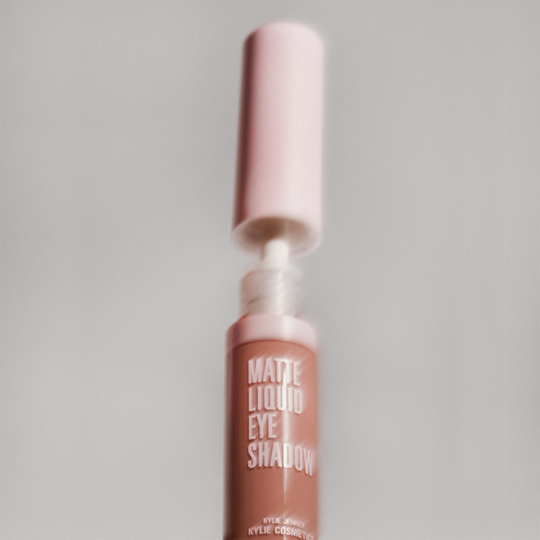 KYLIE COSMETICS Matte Liquid Eyeshadow
