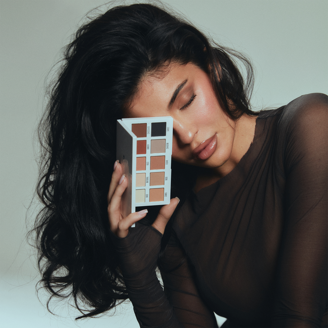 KYLIE COSMETICS Pressed Powder Eyeshadow Palette