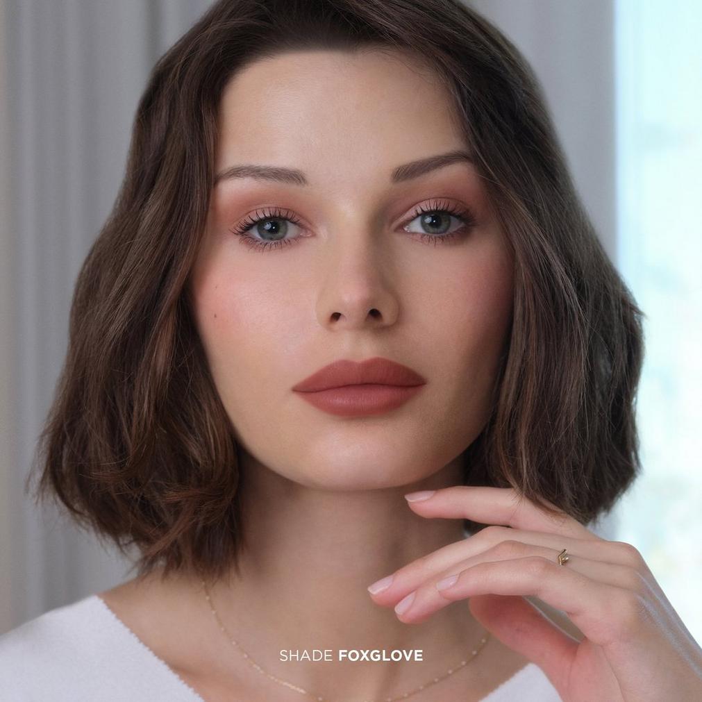 HOURGLASS Unlocked Soft Matte Lipstick