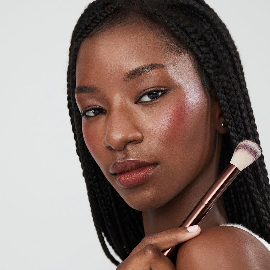 HOURGLASS No. 15 Blush Brush