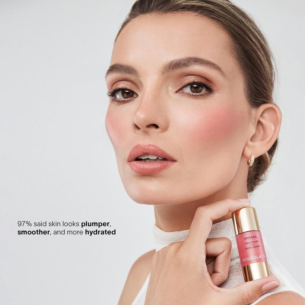 HOURGLASS Unreal Liquid Blush