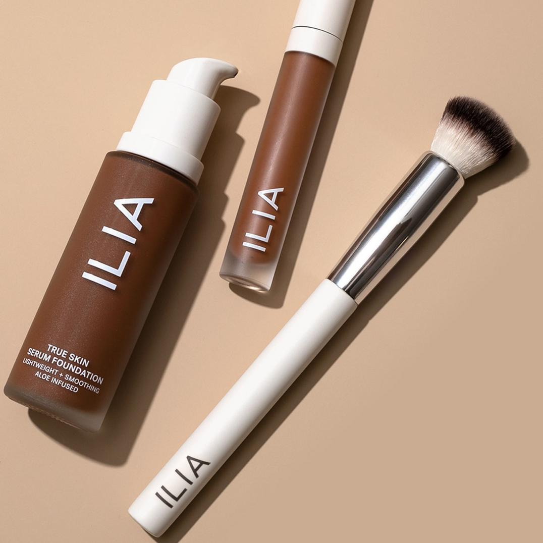 ILIA Complexion Brush with Synthetic Bristles