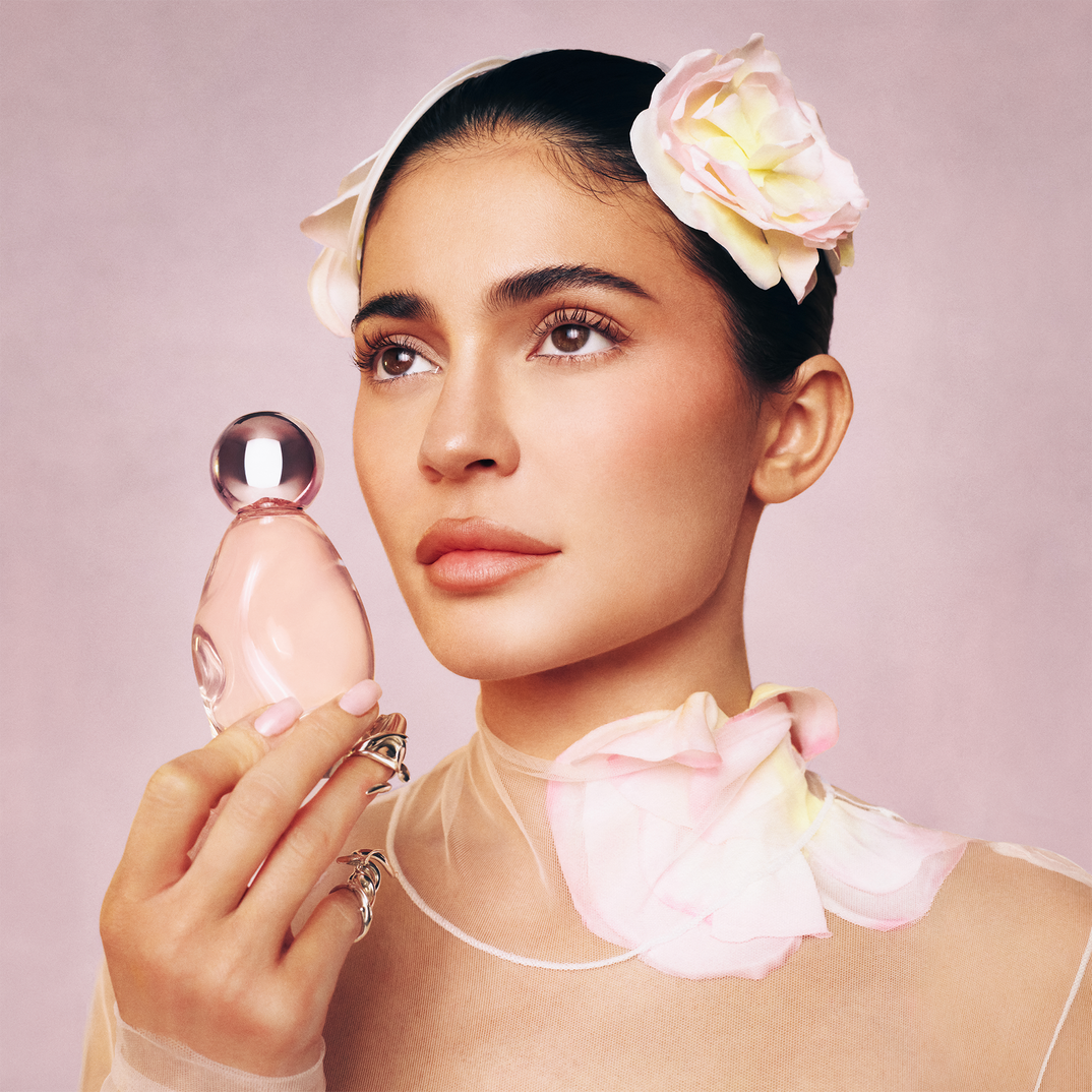 KYLIE COSMETICS Cosmic Kylie Jenner Eau de Parfum Spray & Mini Kylash Volume Mascara Gift Set