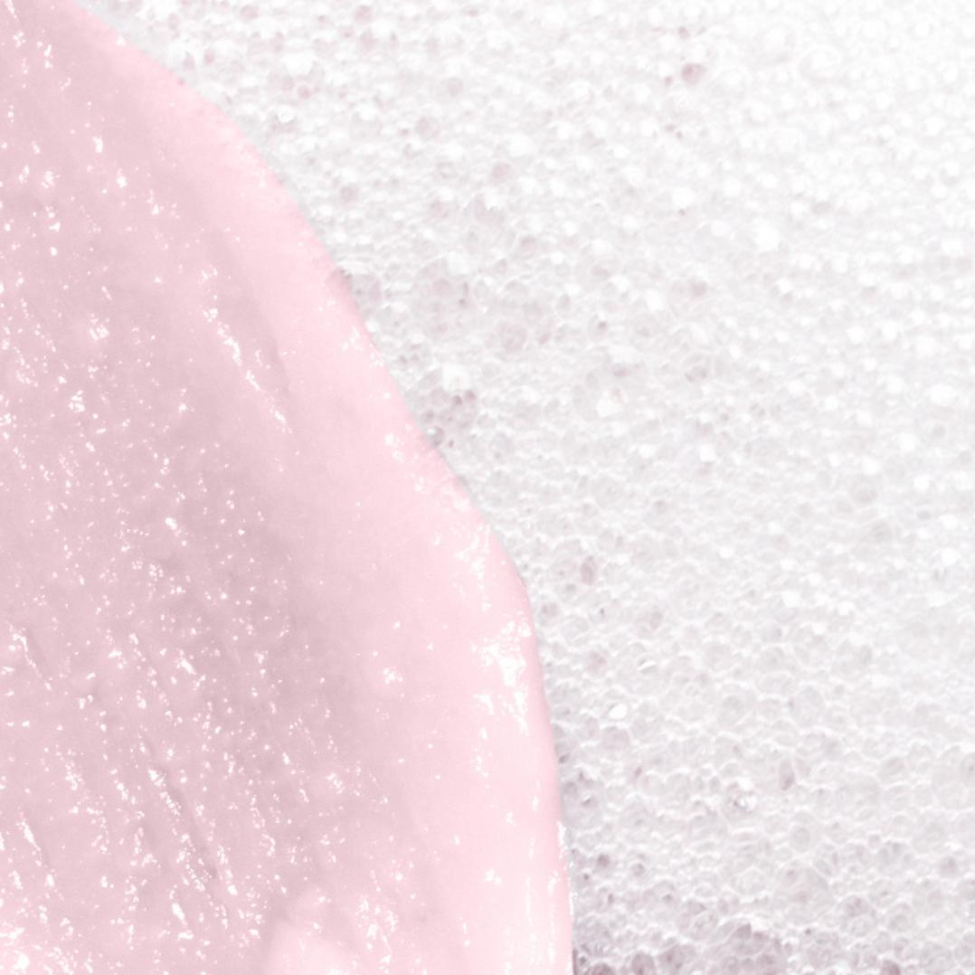 The Crme Shop Hello Kitty and Friends Dewy Peachy Hyaluronic Cleanser