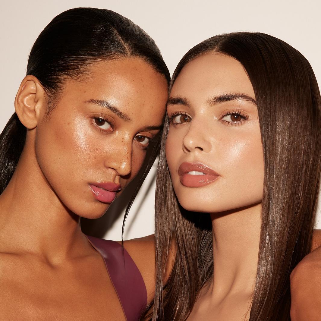 KYLIE COSMETICS Glossy Lip Kit