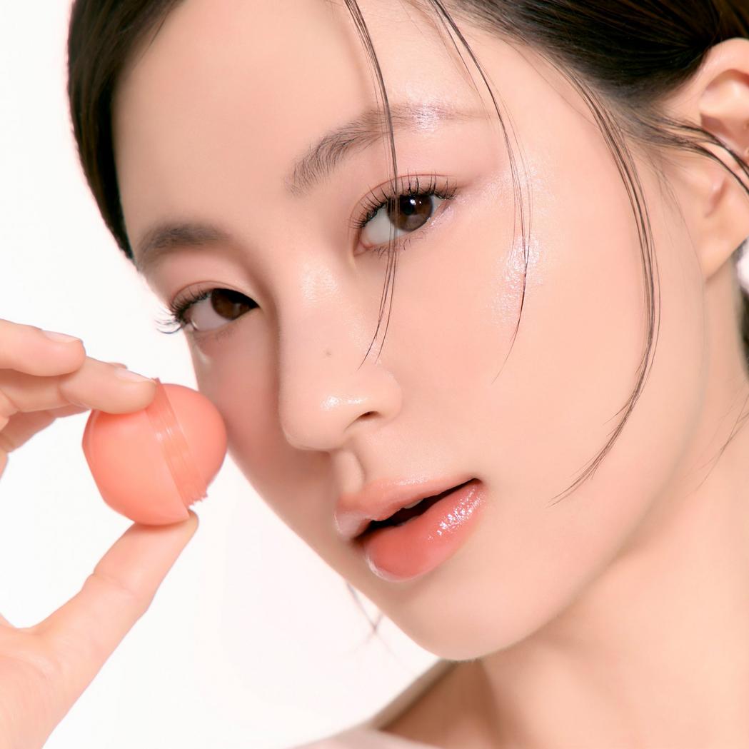 rom&nd Juicy Roll Cheek