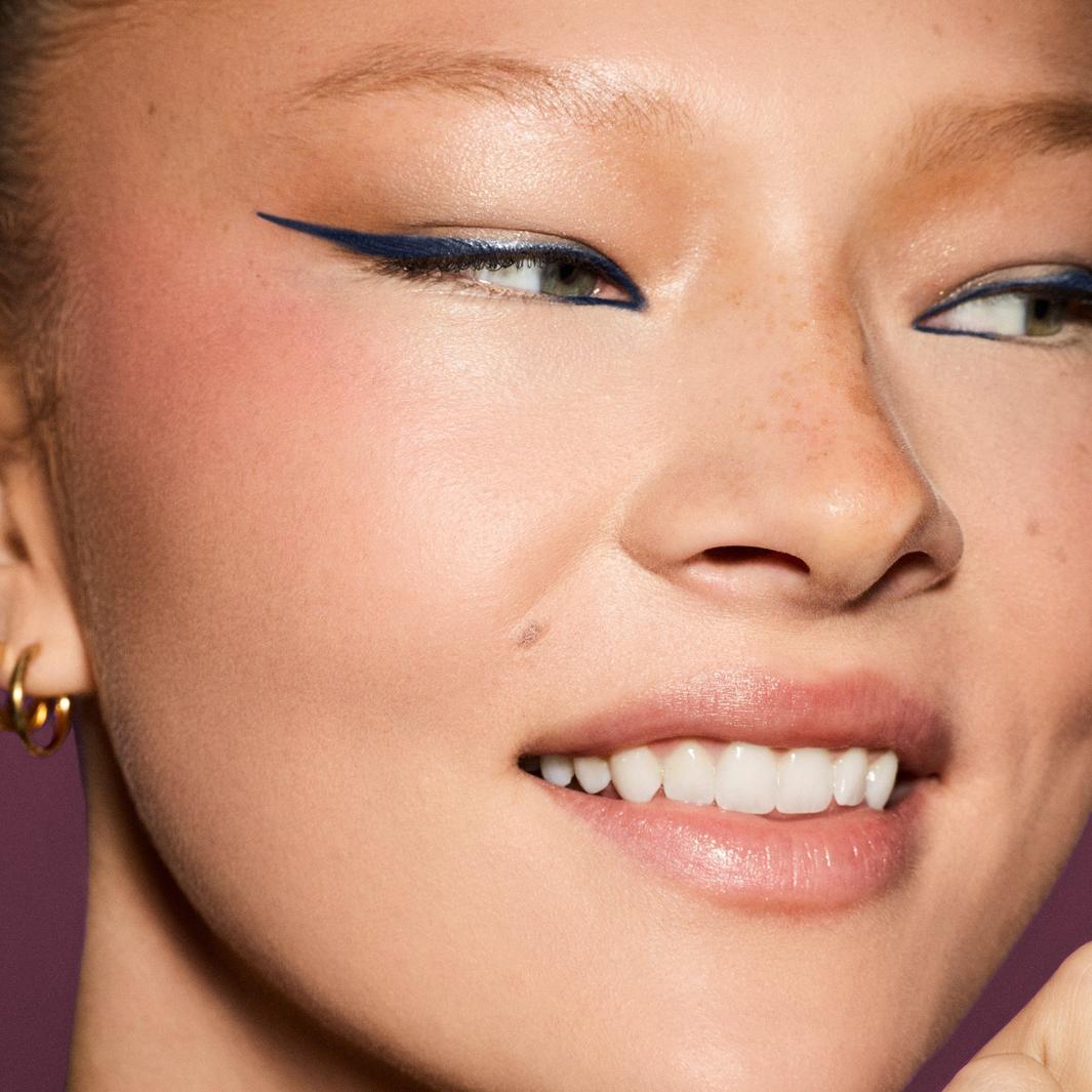 FENTY BEAUTY by Rihanna Fine Linez Lash Line-Enhancing Eyeliner