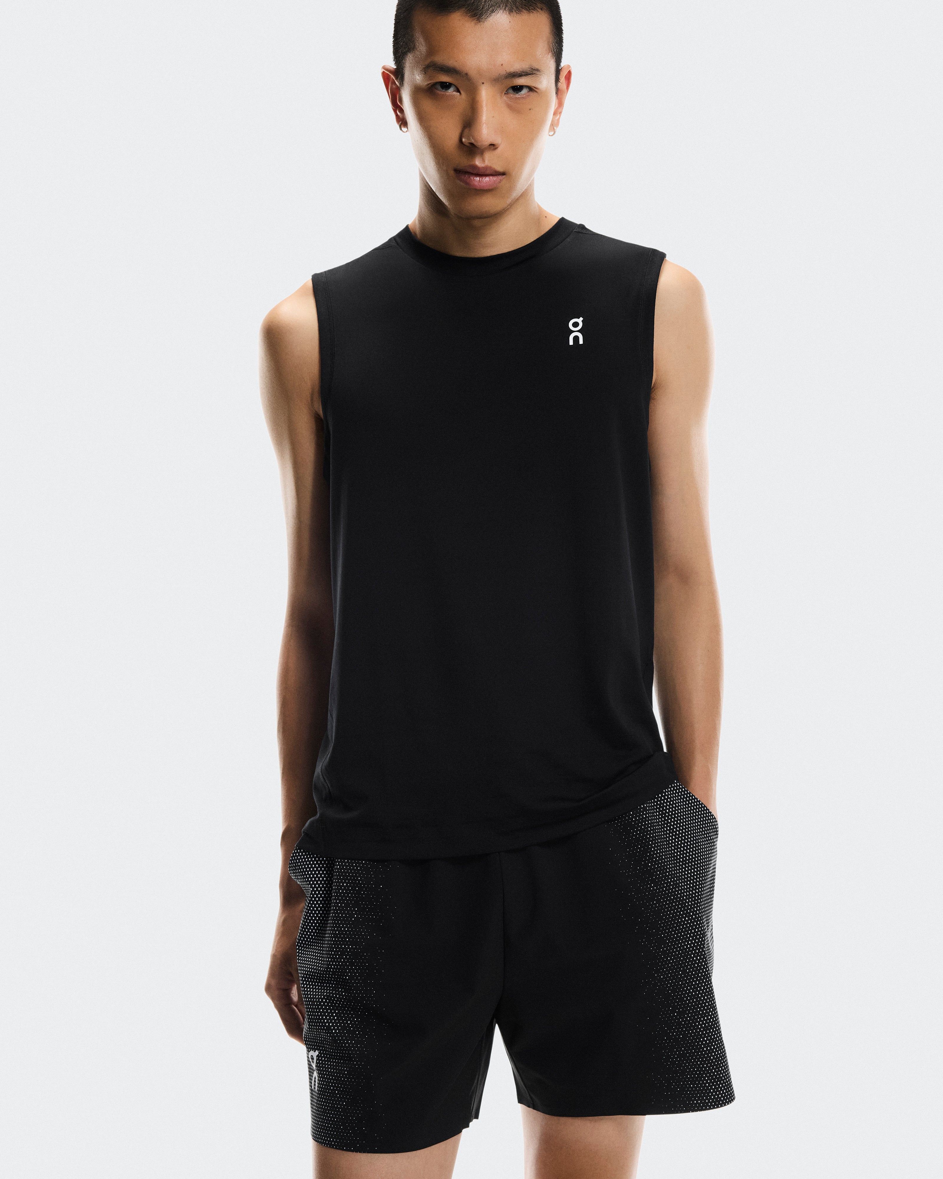 On Court Shorts Black | Dim