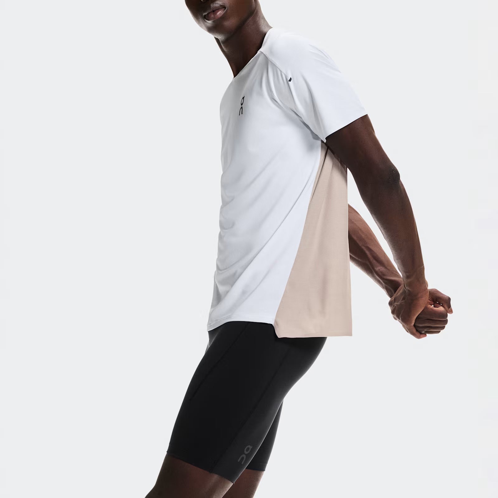 On 8" Performance Tights Black