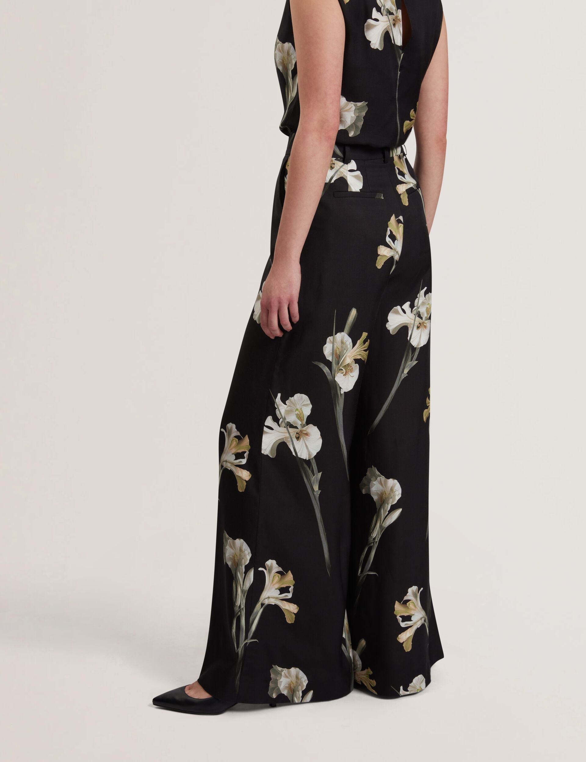 Ted Baker Haydie Floral Print Wide Leg Tailored Trousers Women's