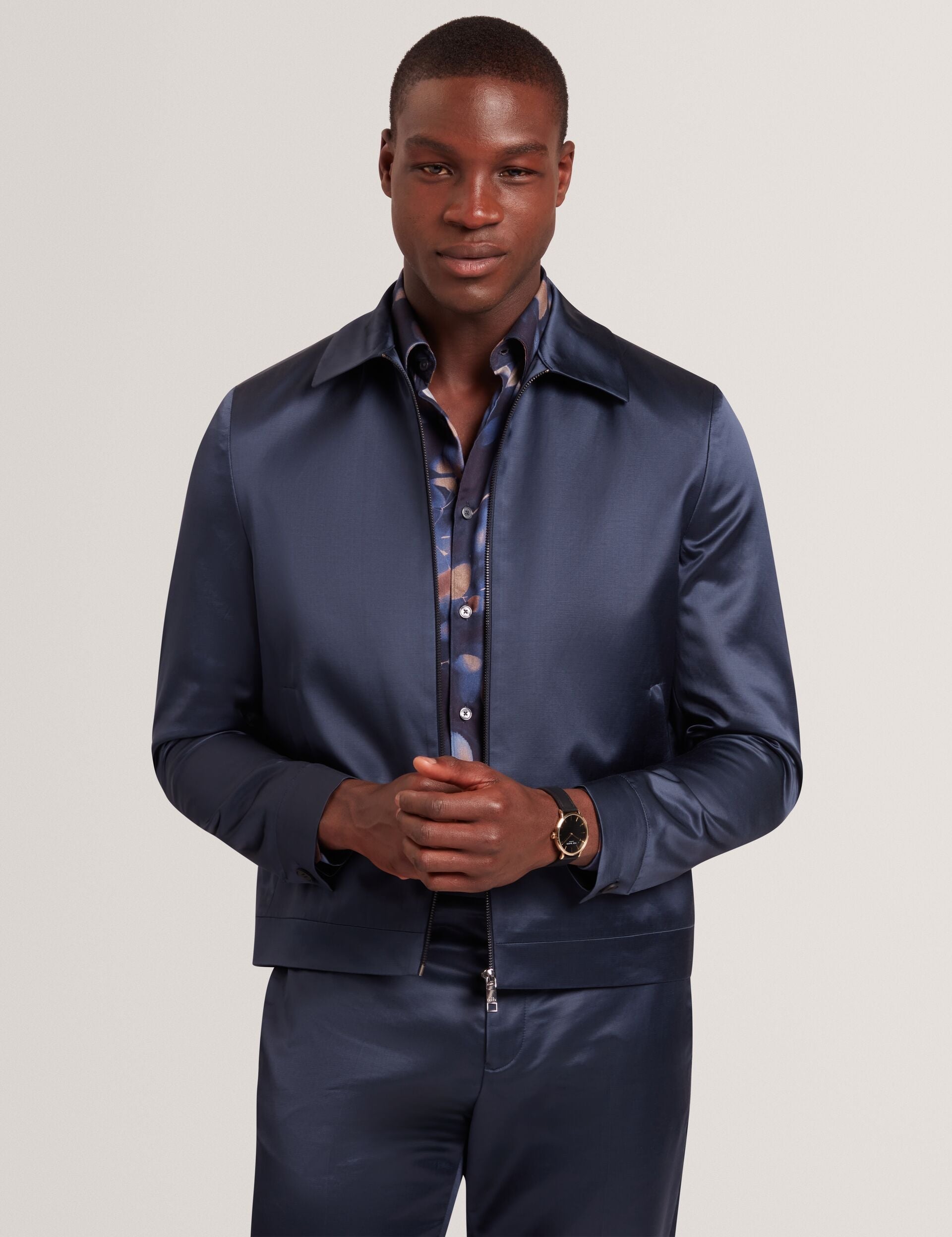 #color_navy