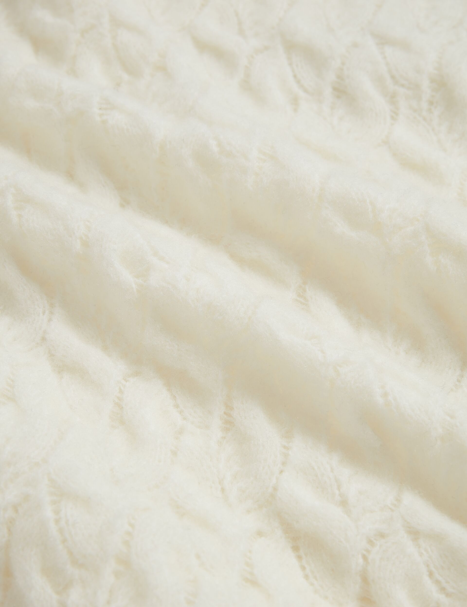 #color_ivory