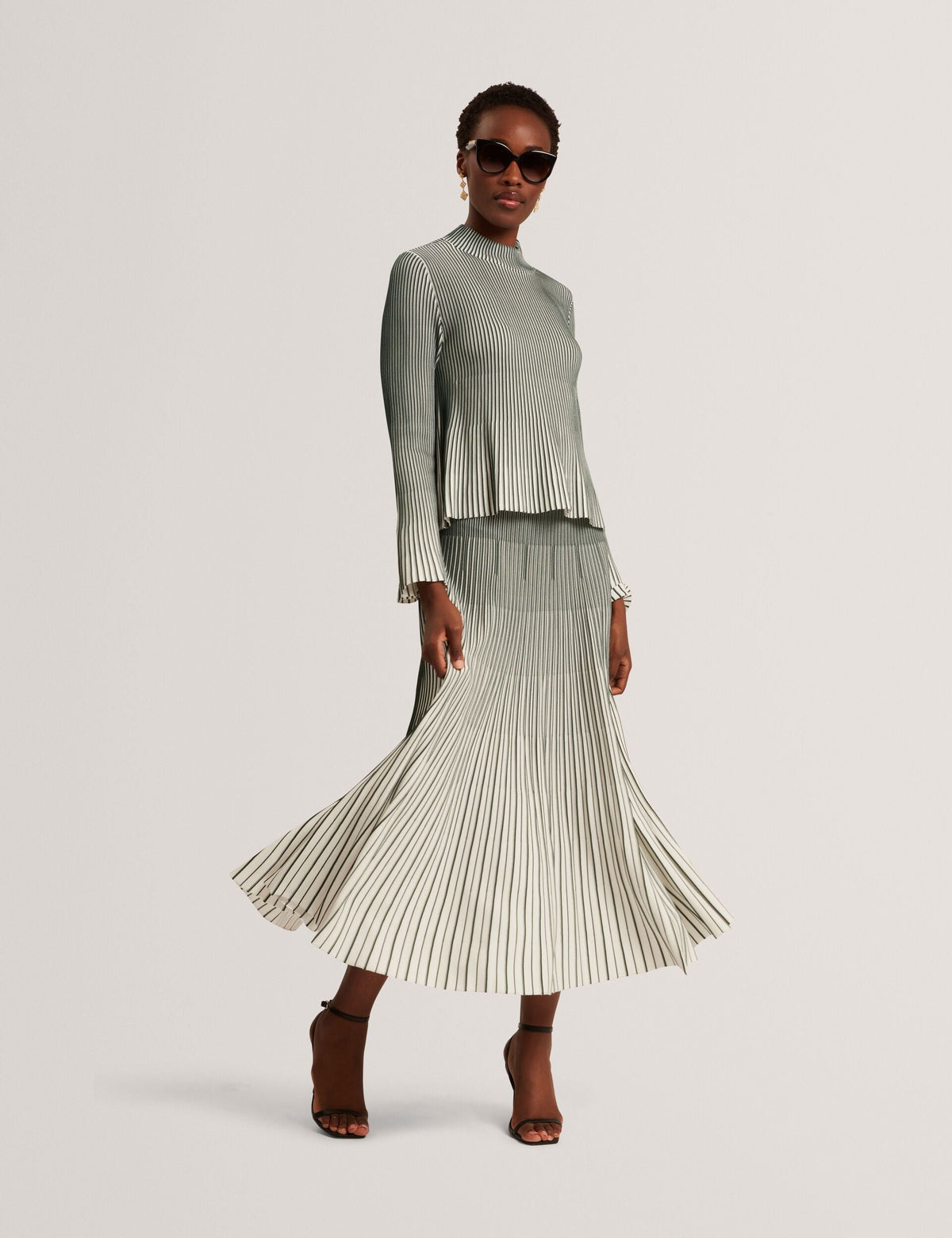 Ted Baker Jenavia Ombre Rib Knit Flippy Aline Midi Skirt Women's