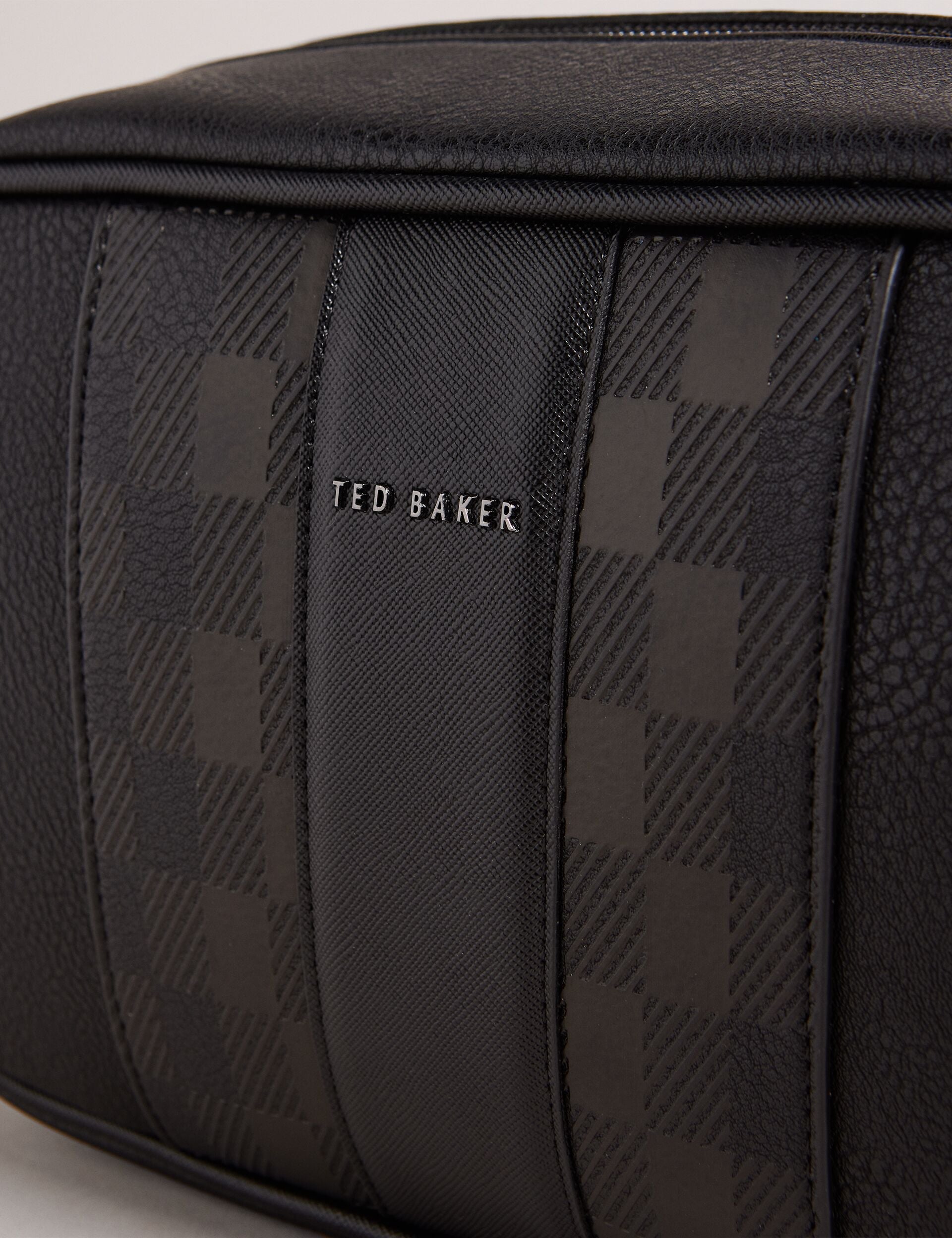 Ted Baker Waydee House Check Pu Washbag