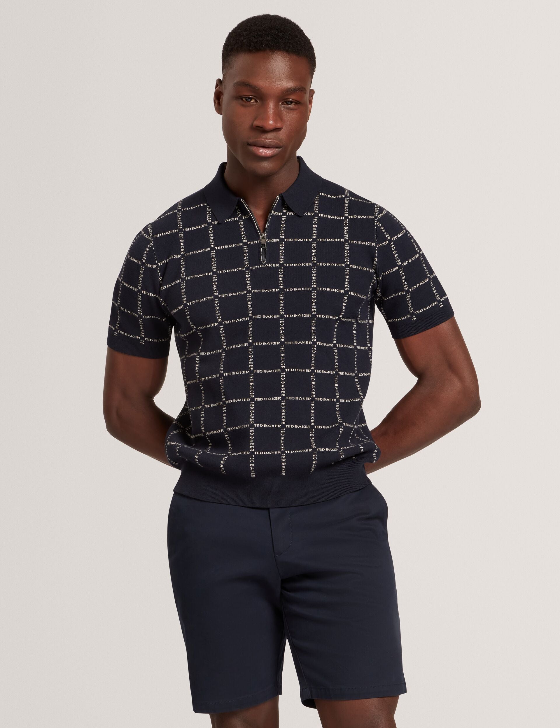 #color_navy