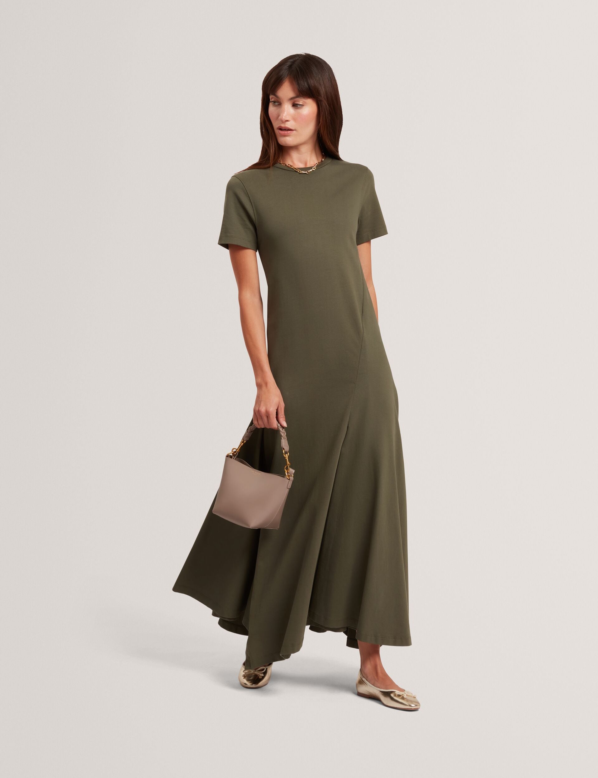 #color_dark-green