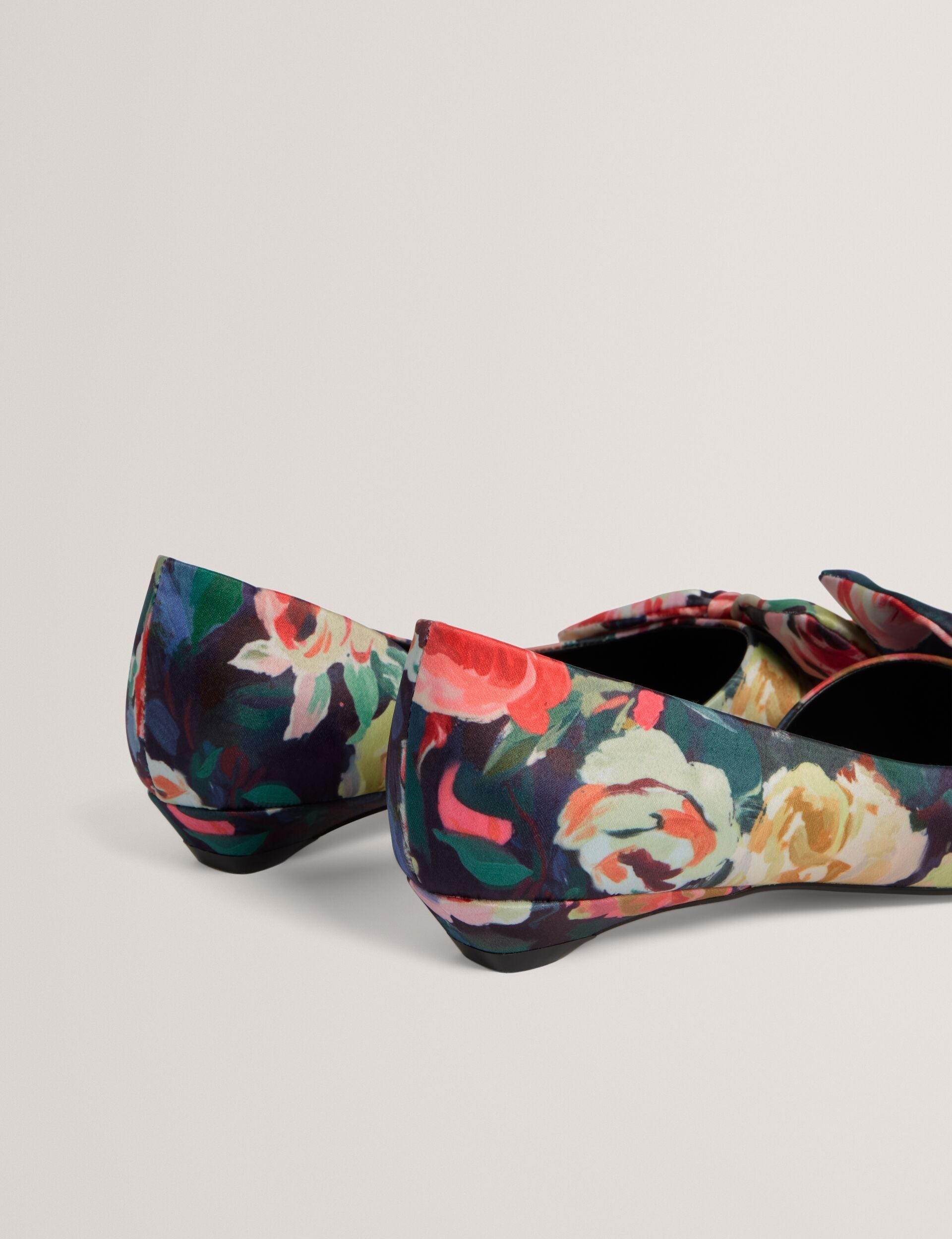 Ted Baker Palouma Rose Print Pointed Toe Kitten Heels Women's