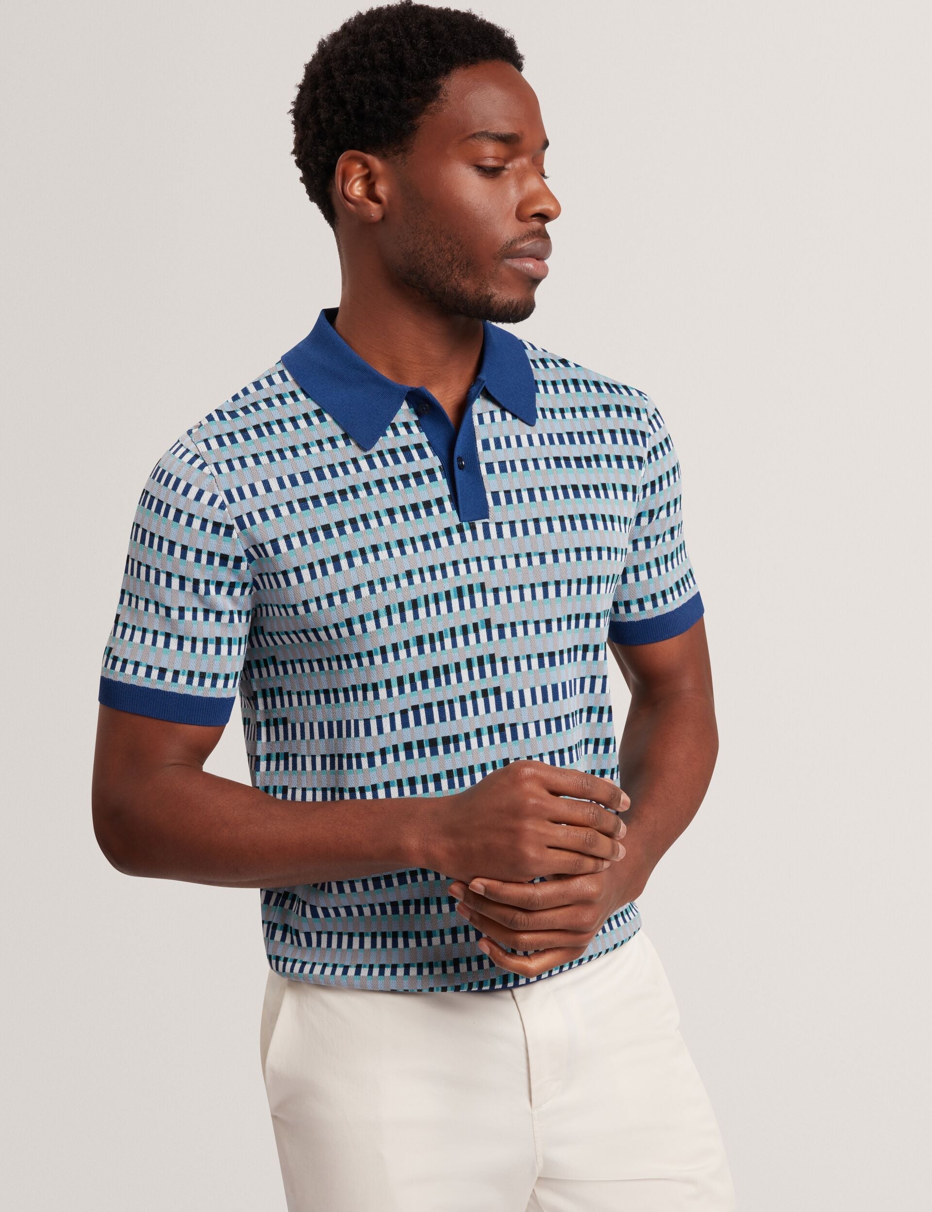 #color_navy