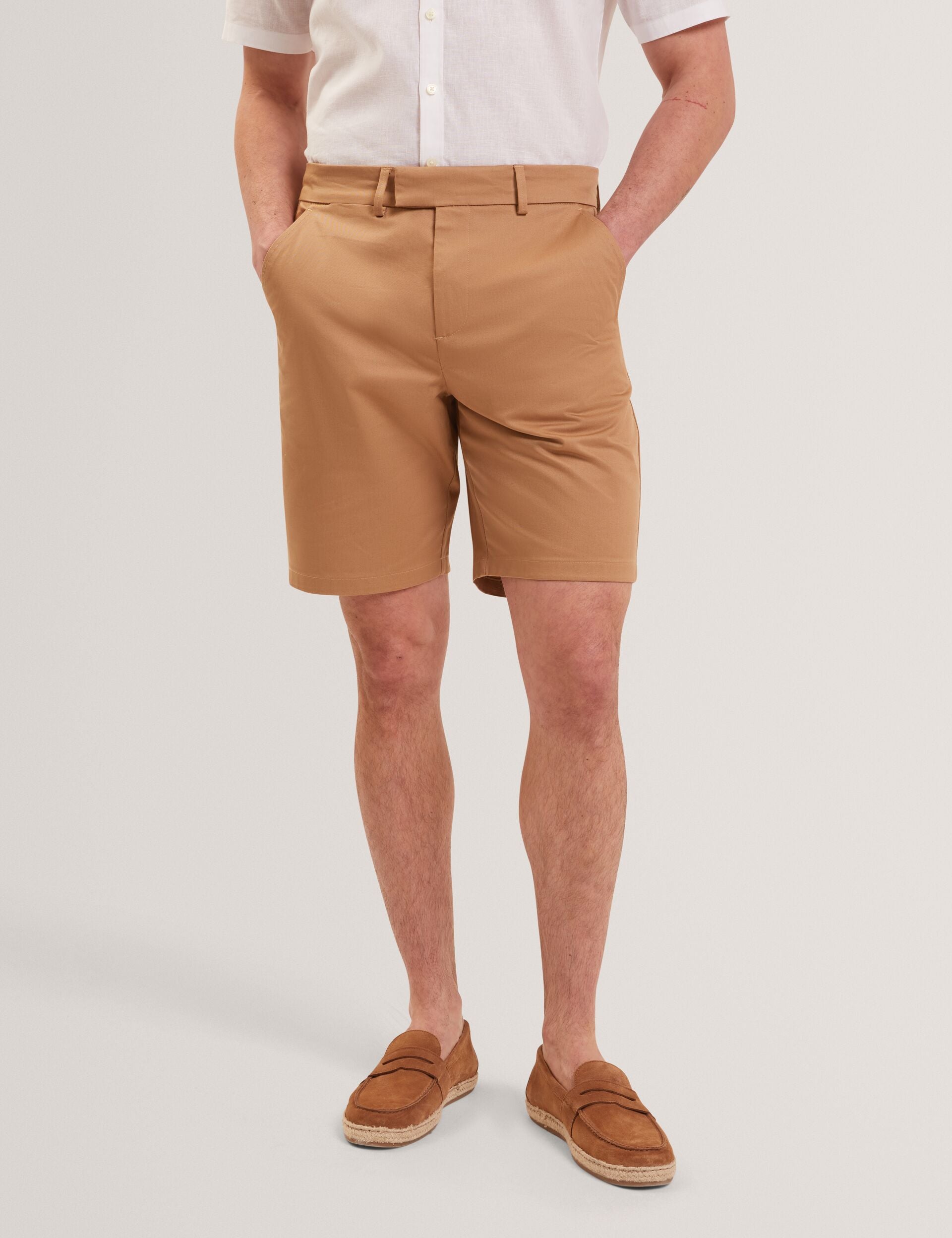 #color_tan