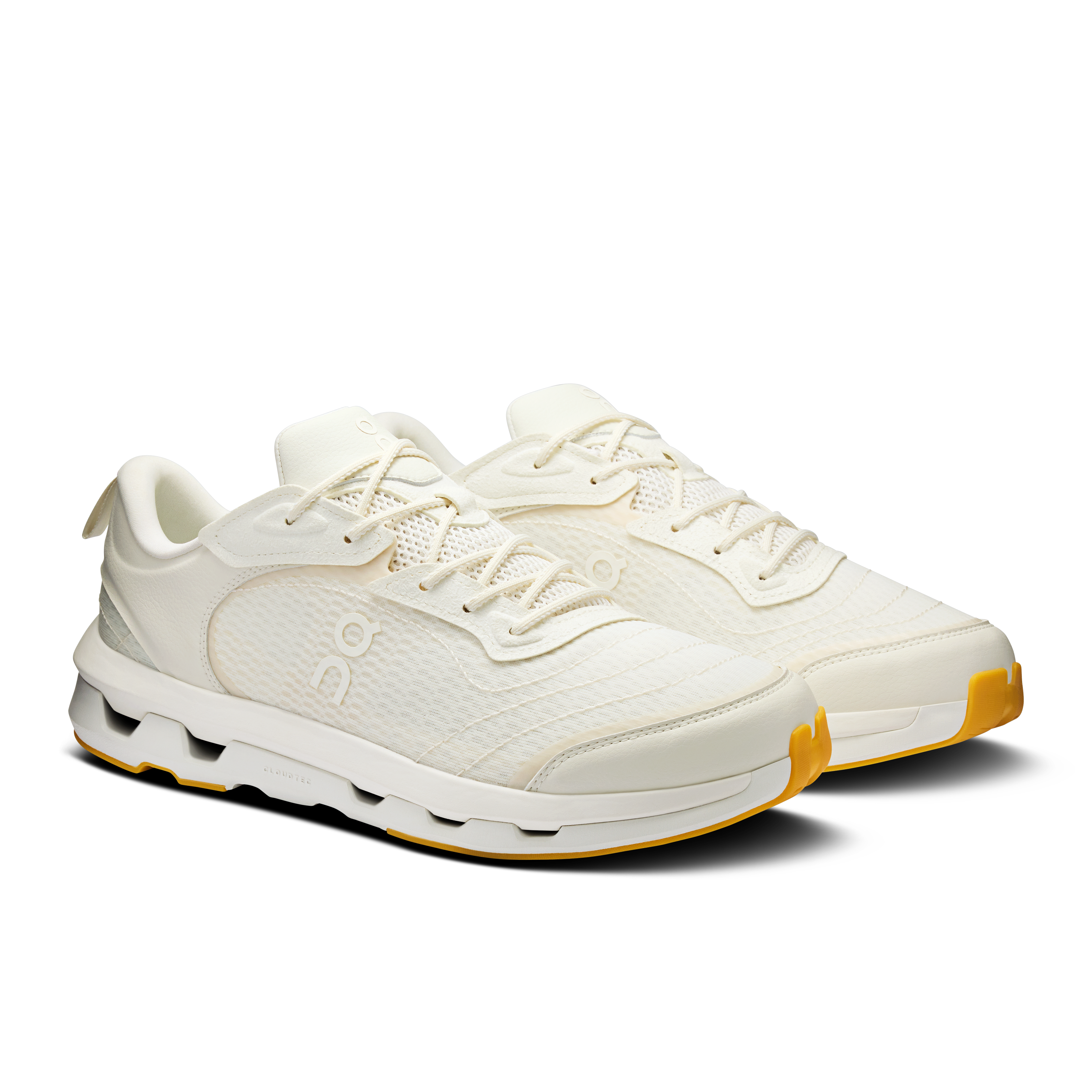 On Cloudzone Moon Ivory Ivory