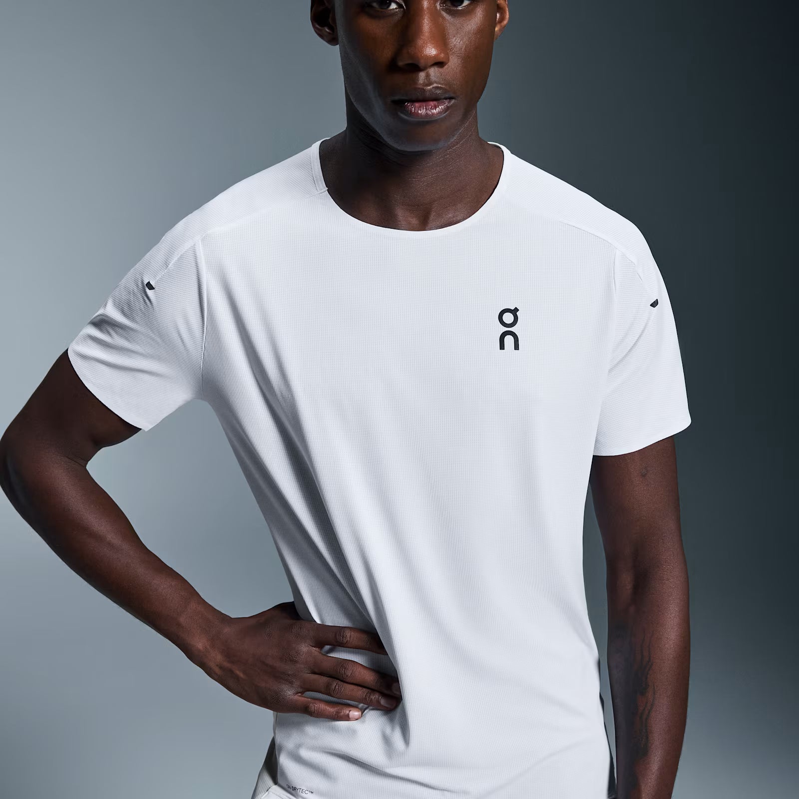 On Performance-T White | Silver